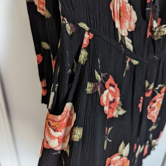 Black Floral Long Sleeve Romper with Pockets, Size Medium - Picture 3 of 5